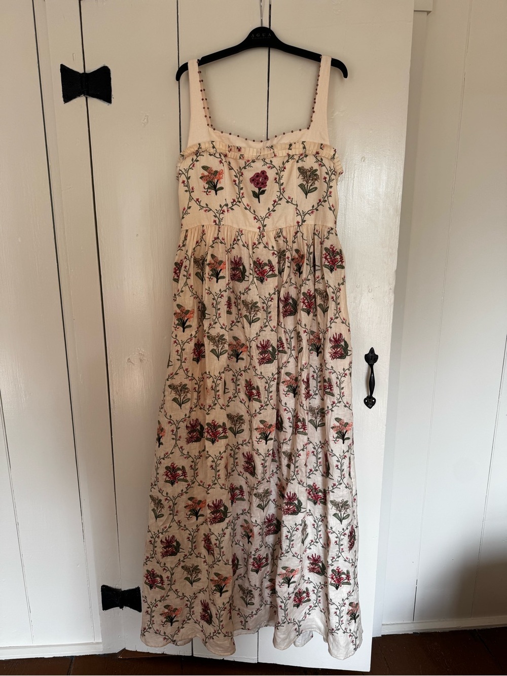 Agua by Agua Bendita Barbara Floral Hand Embroidered linen Maxi Dress NWT